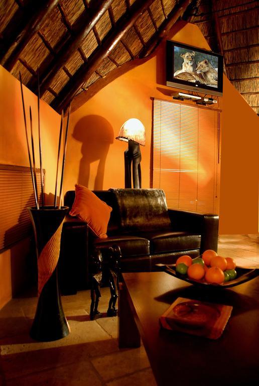 Manzini Chalets Marloth Park Ngoại thất bức ảnh